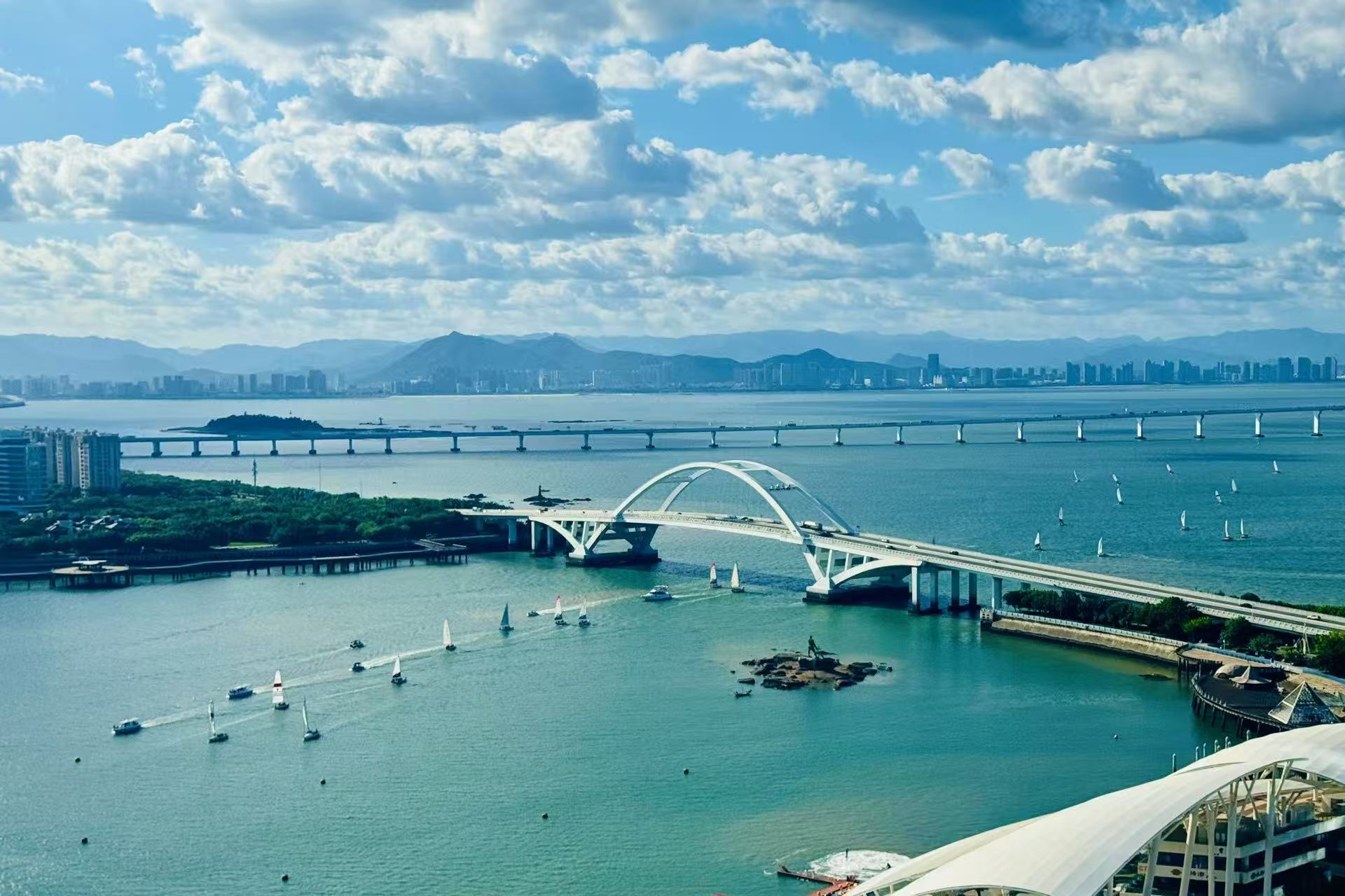 廈門日報：從“爛潮灘”到“黃金灣” 五緣灣書寫生態(tài)答卷